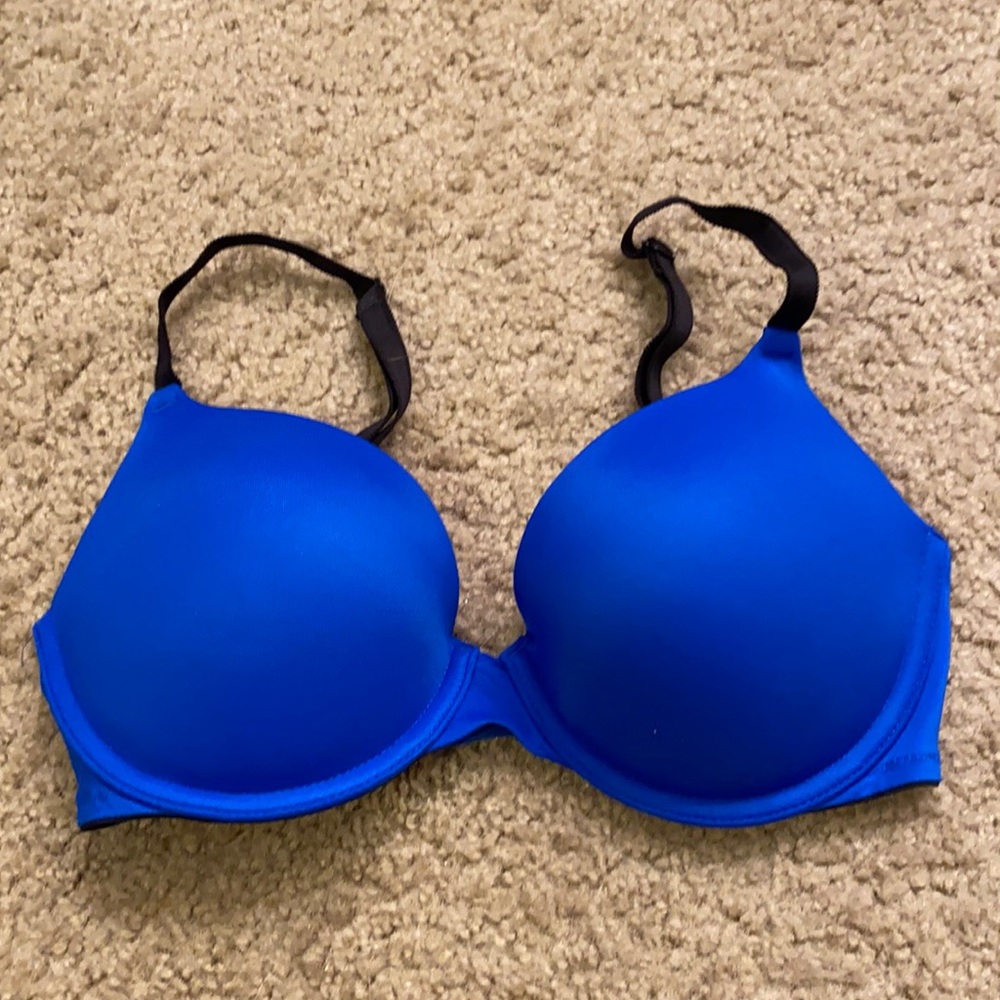Super cute royal blue push-up bra